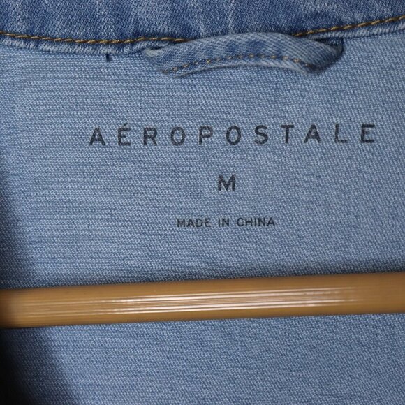 Aeropostale Jean Jacket Size Medium Distressed Cropped Denim Light Wash Stretch - Picture 8 of 9